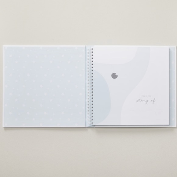 📸 Indigobaby // Hello World Baby Memory Book - Picture 2 of 3